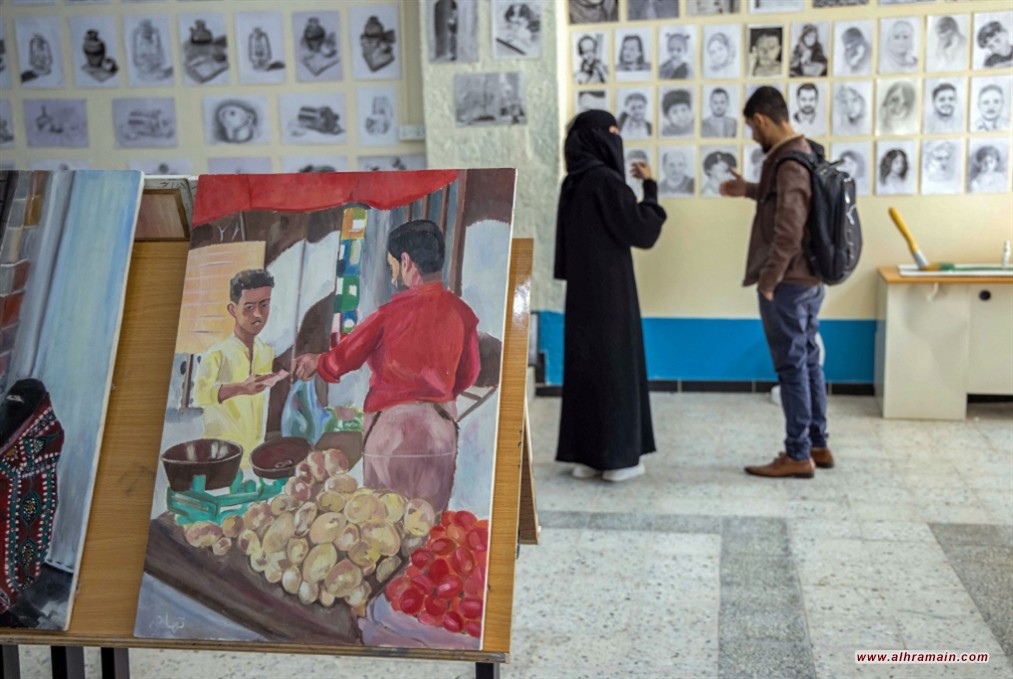 صنعاء متمسّكة بـ&laquo;الرواتب&raquo;: البديل قصْف الشركات النفطية!